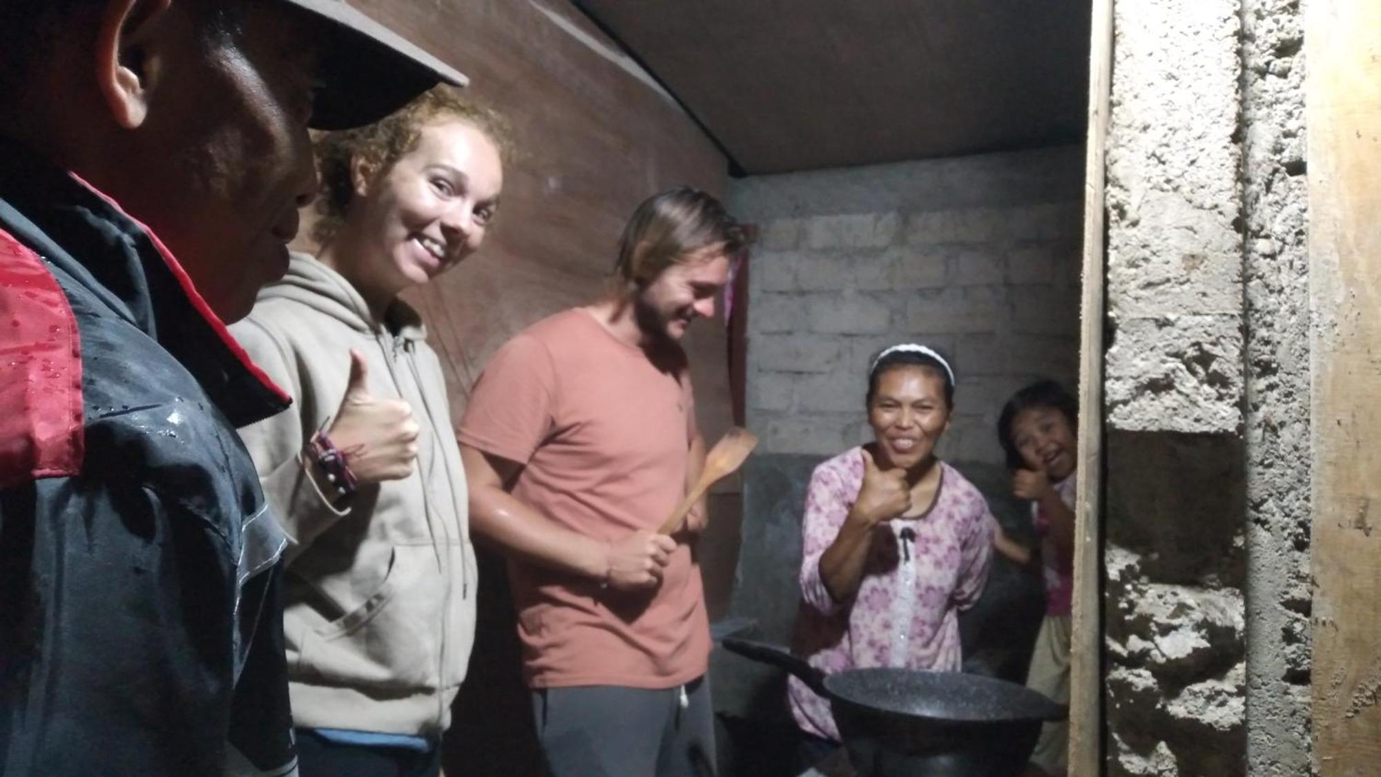 Karleta Homestay Рутенг Екстериор снимка